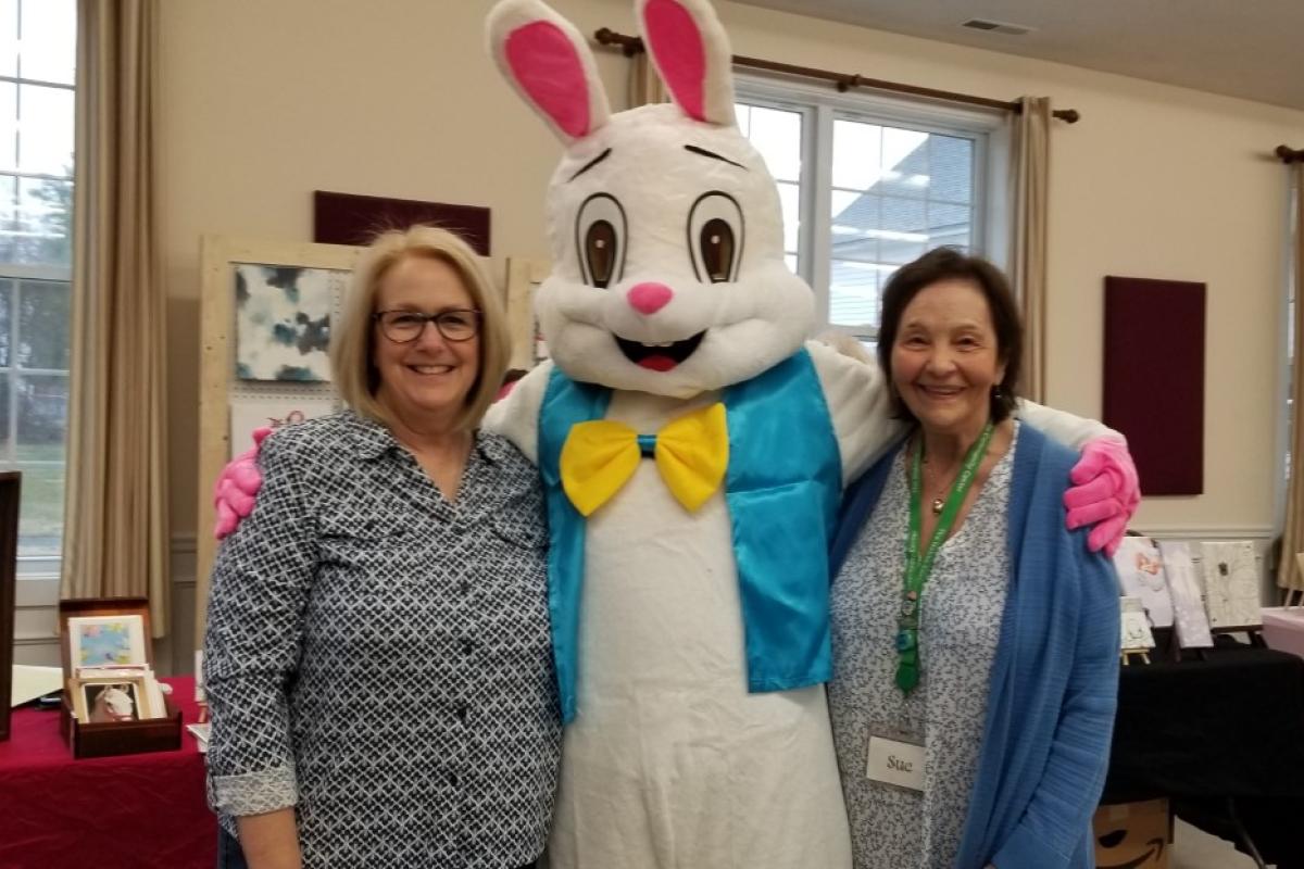 Hobbs Market Place Craft Fair and the Thrift Store Easter Bunny! 2023